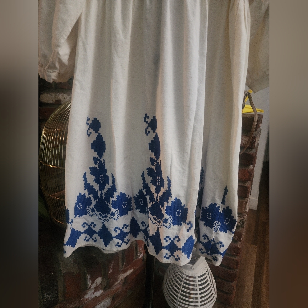 Anthropologie Velvet by Graham & Spencer Embroidered Boho Peasant Dress - Picture 3 of 10